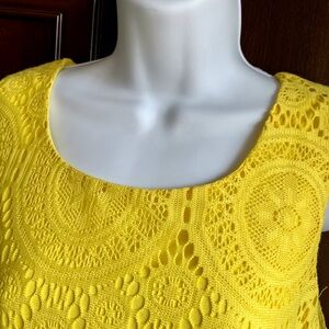 Yellow dress, crochet outside with lining